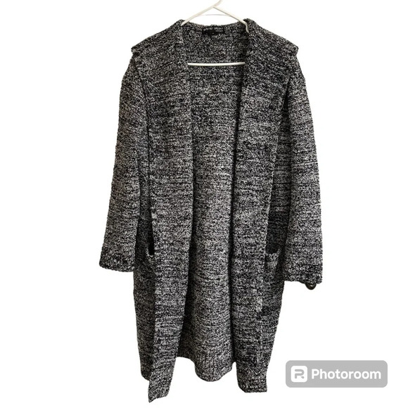 Barefoot Dreams CozyChic Med Marled Black White Oversized Hooded Long Cardigan - Picture 2 of 10